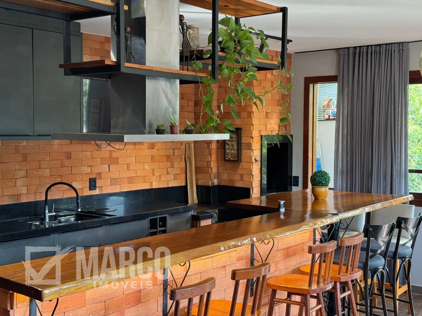 Casa de Excelente Padrão no Centro de Pomerode — foto 5