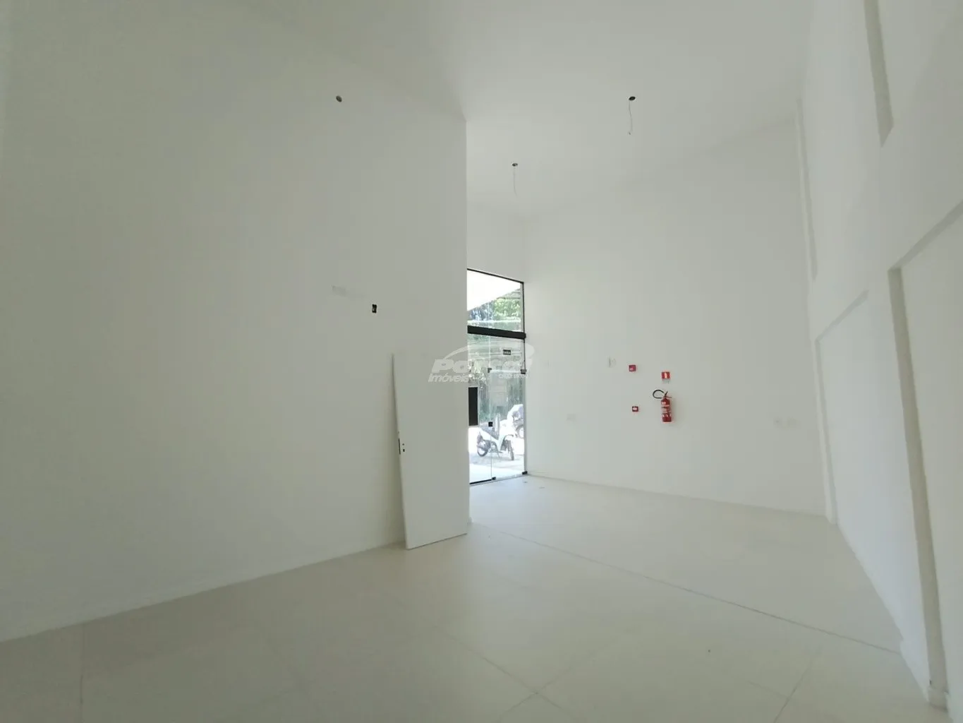 Sala comercial para locação no bairro Velha. — foto 7