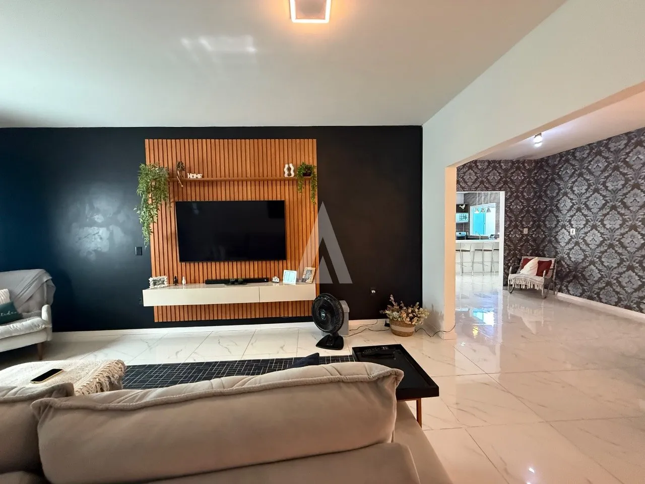 Casa com 1 suíte e 2 quartos à venda no bairro Aventureiro em Joinville-SC por R$790.000,00. — foto 3