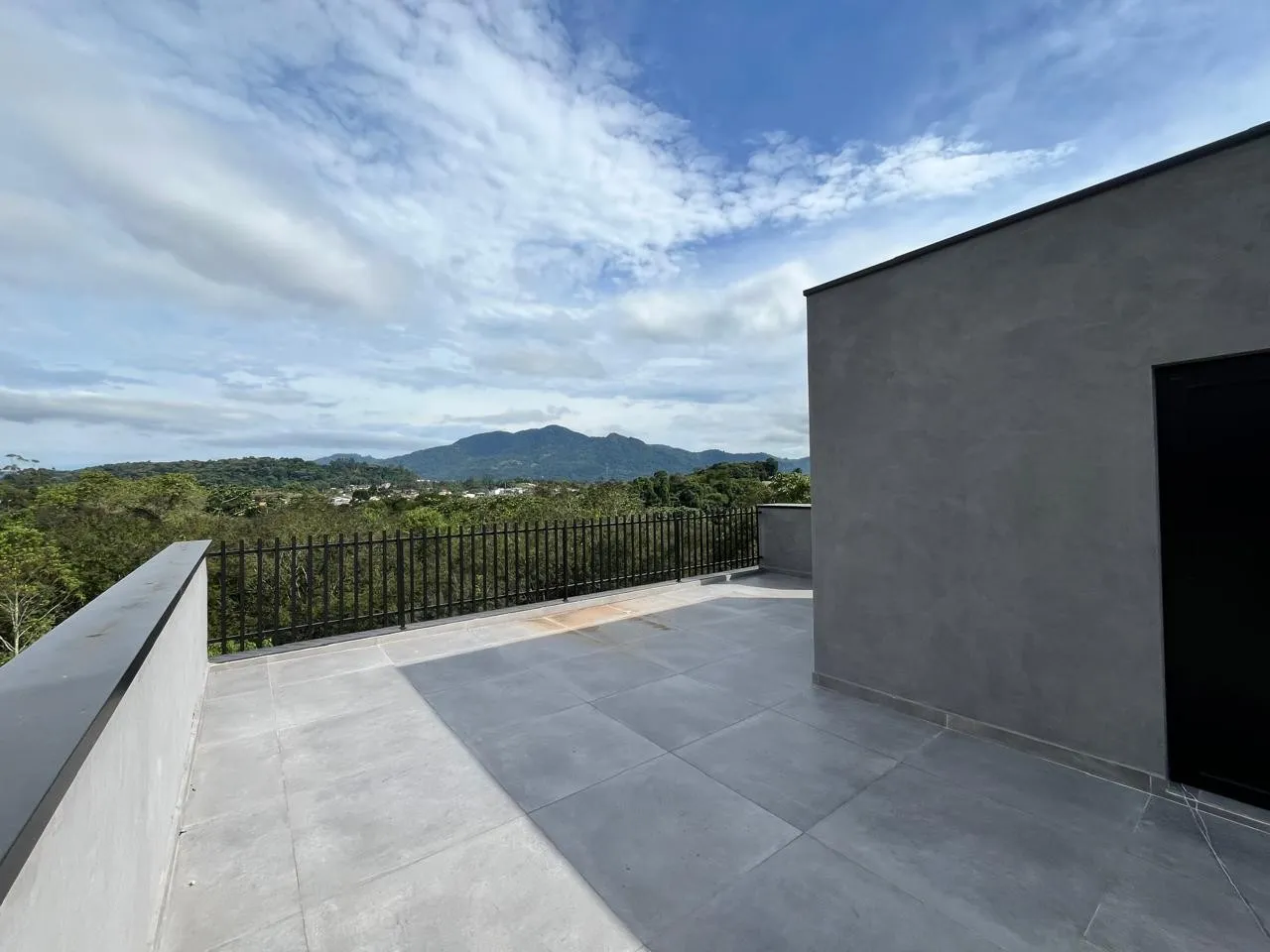 CASA DE ALTO PADRÃO — foto 6