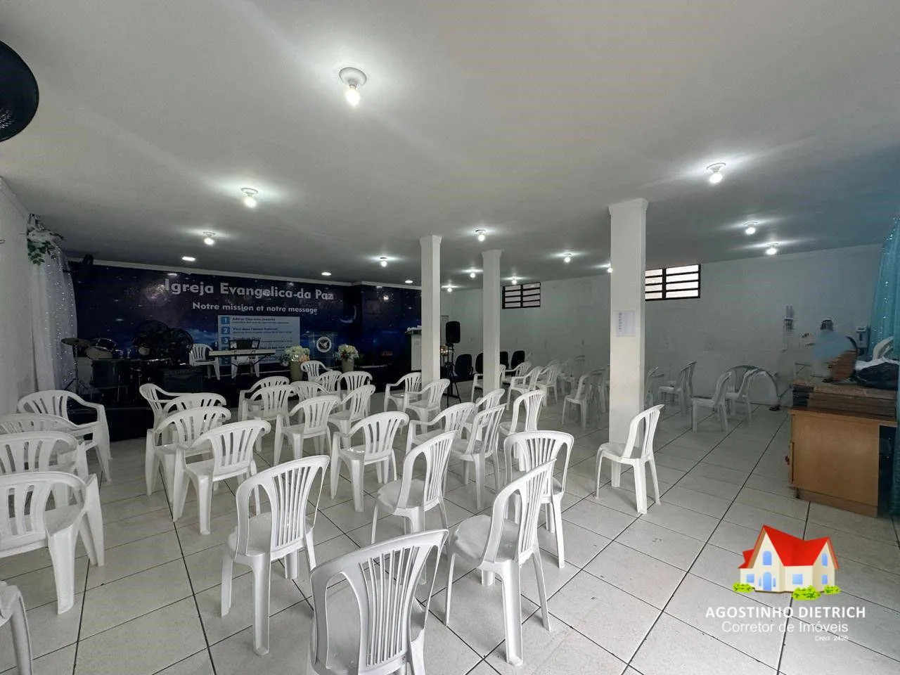 Sobrado Residencial / Comercial C/Aprox.590,00 m2 C/03 Aptos + Sala Comercial e C/Terreno de Esquina de 502,00 m2 No Bairro Aventureiro! — foto 6