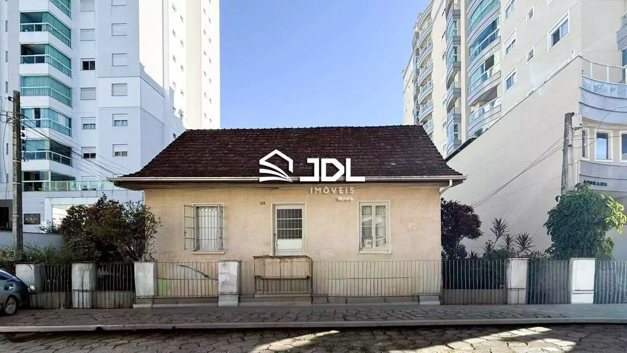 Terreno à venda, 2027m² no Victor Konder, Blumenau - foto 1