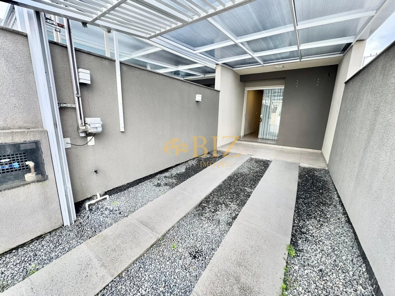 Sobrado com 2 suítes e amplo espaço nos fundos no Bairro Tribess! — foto 2