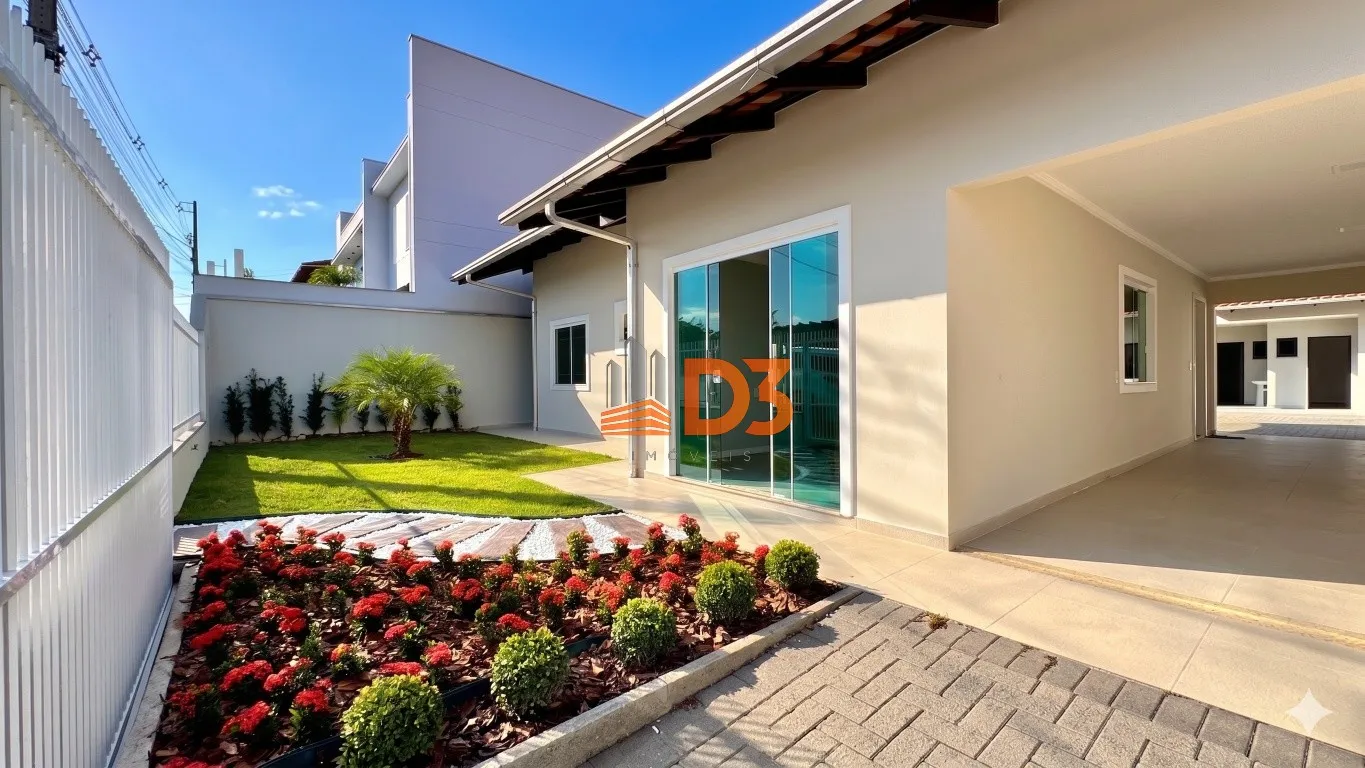 Belíssima Casa Moderna com Piscina na Itoupava Central - foto 1