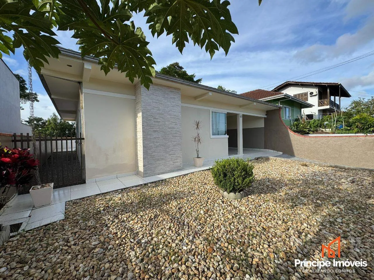 Casa com 3 quartos no Floresta em Joinville - foto 1