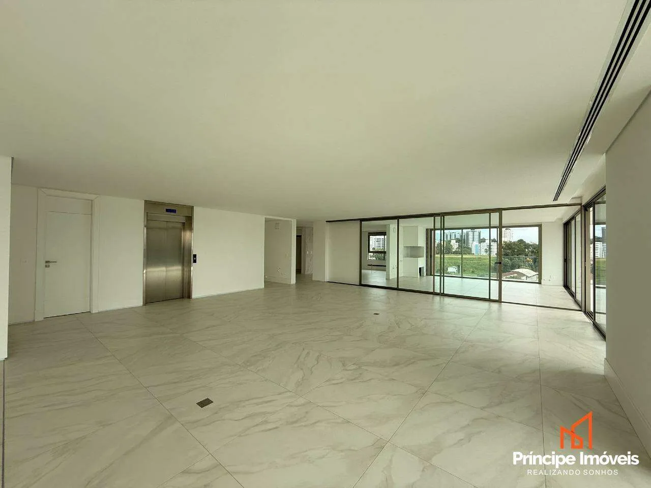 Apartamento com 4 quartos no Anita Garibaldi em Joinville — foto 3