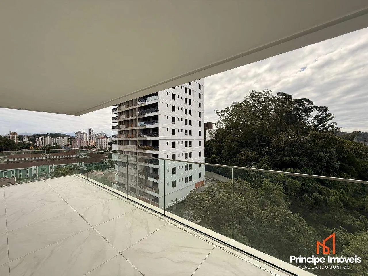 Apartamento com 4 quartos no Anita Garibaldi em Joinville — foto 5