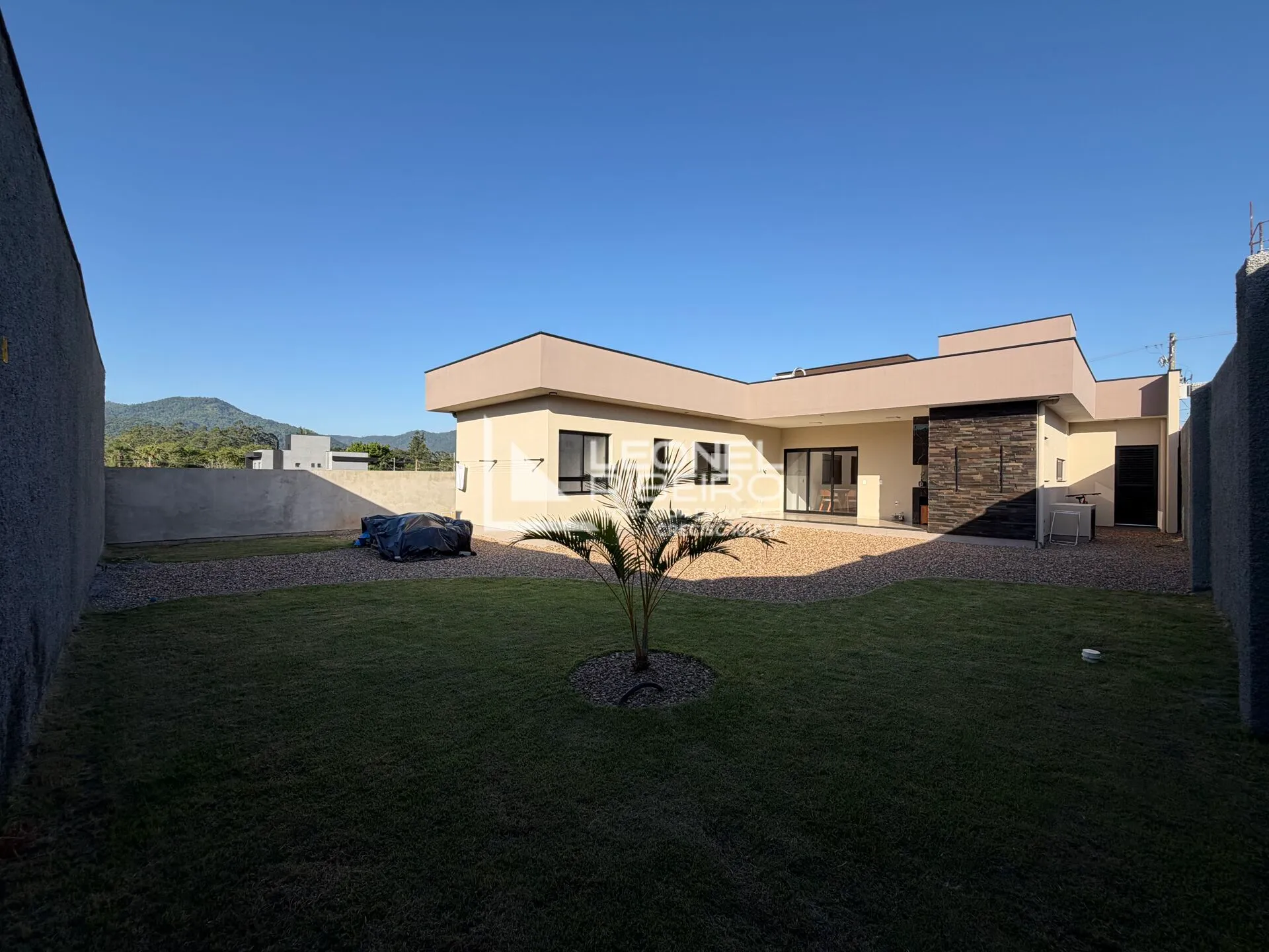 Casa com 3 dormitórios à venda, 152 m no bairro Divinéia - Rio Dos Cedros/SC — foto 2