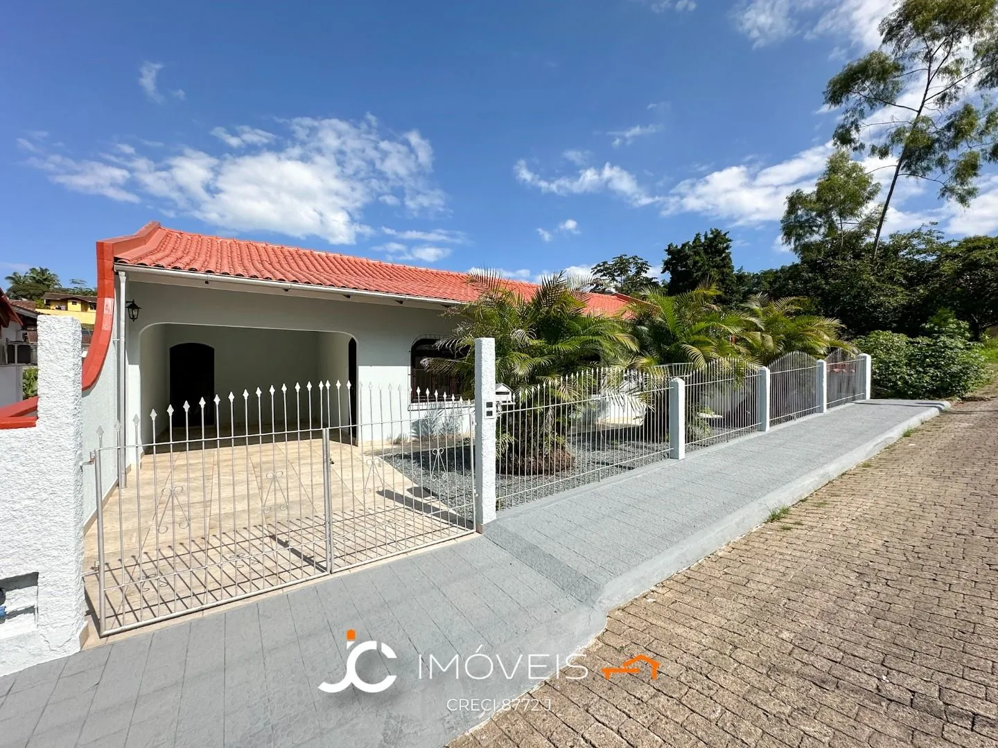 Casa com 3 dormitórios sendo 1 suíte à venda, 180 m por R$ 780.000 - Fortaleza - Blumenau/SC - foto 1