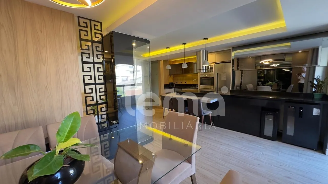 Apartamento com 2 dormitórios, sendo 1 suíte no Bairro Fortaleza. — foto 5