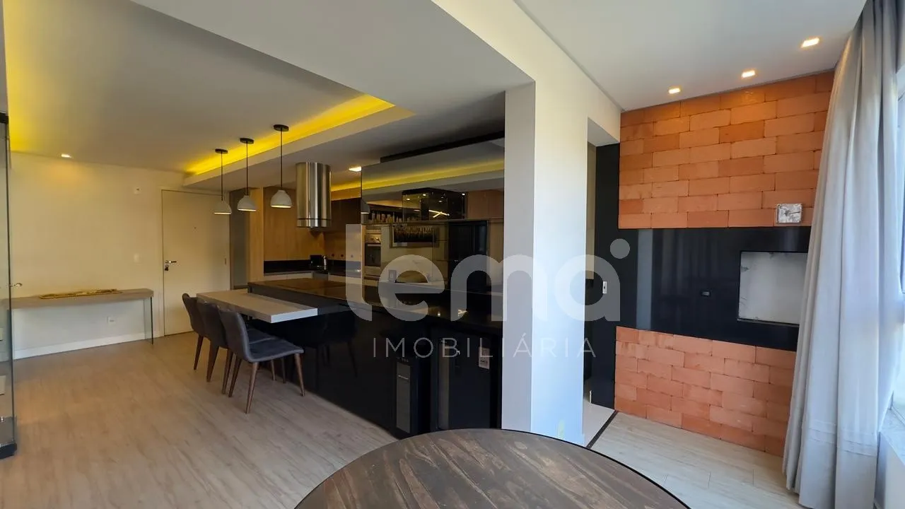 Apartamento com 2 dormitórios, sendo 1 suíte no Bairro Fortaleza. — foto 7