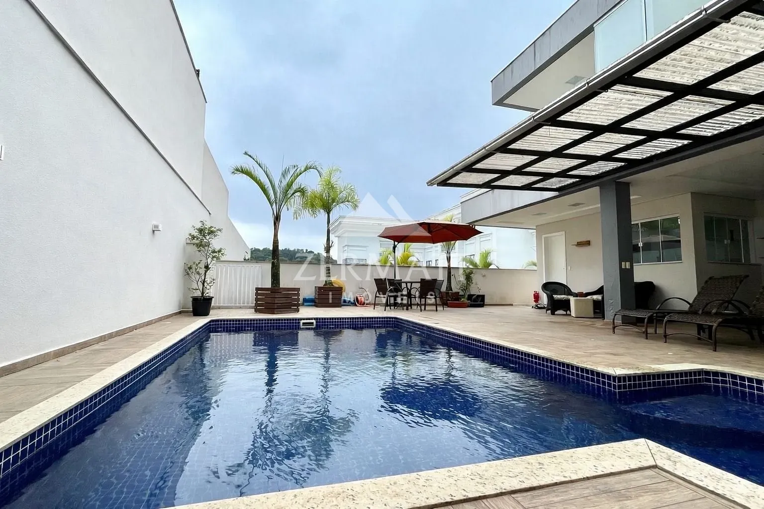 Casa · para alugar · 4 quartos · 290m² · Itoupava Central, Blumenau