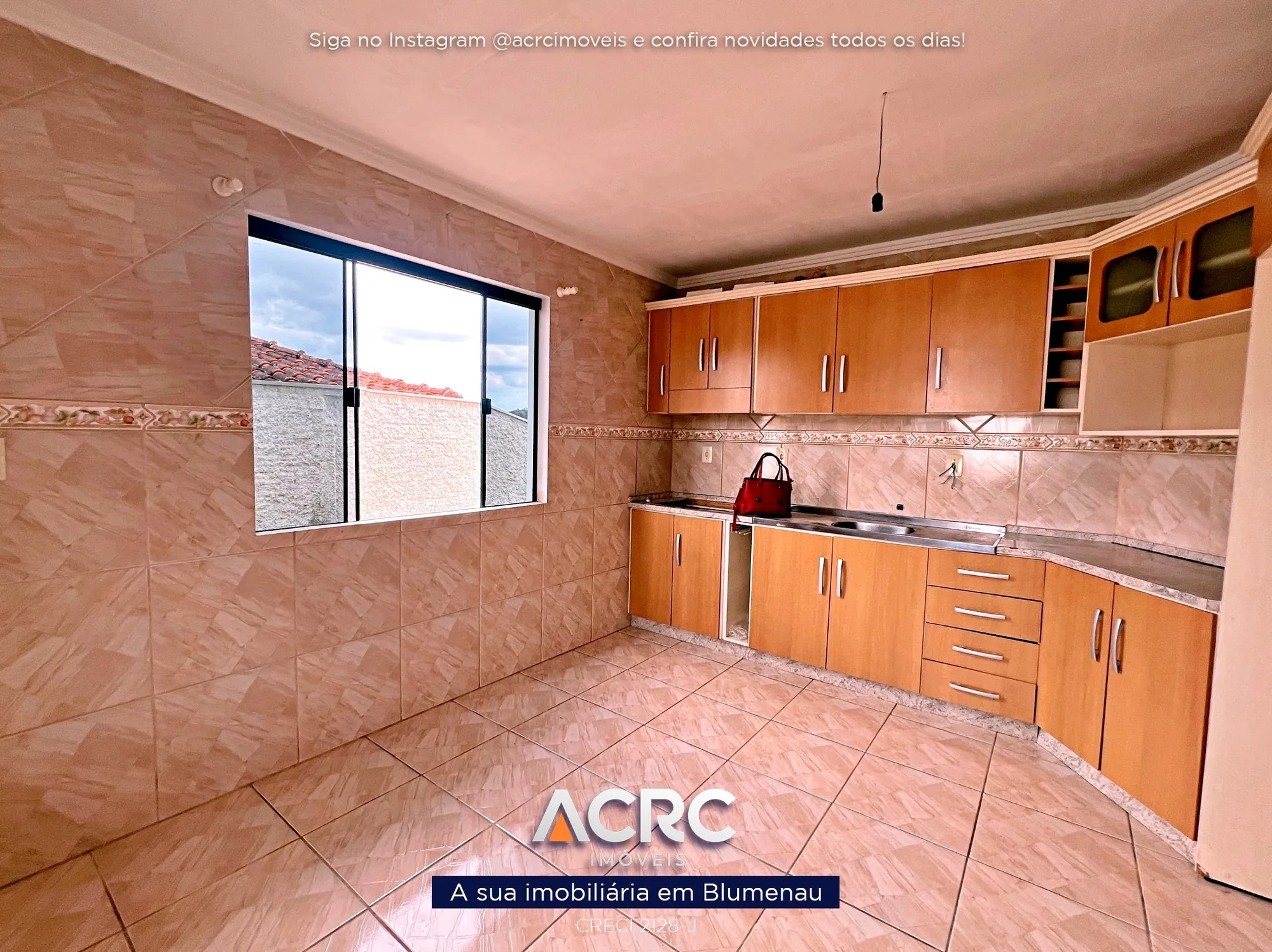 ACRC Imóveis - CA03762 - Casa para Locação no Bairro Itoupavazinha em Blumenau. — foto 7