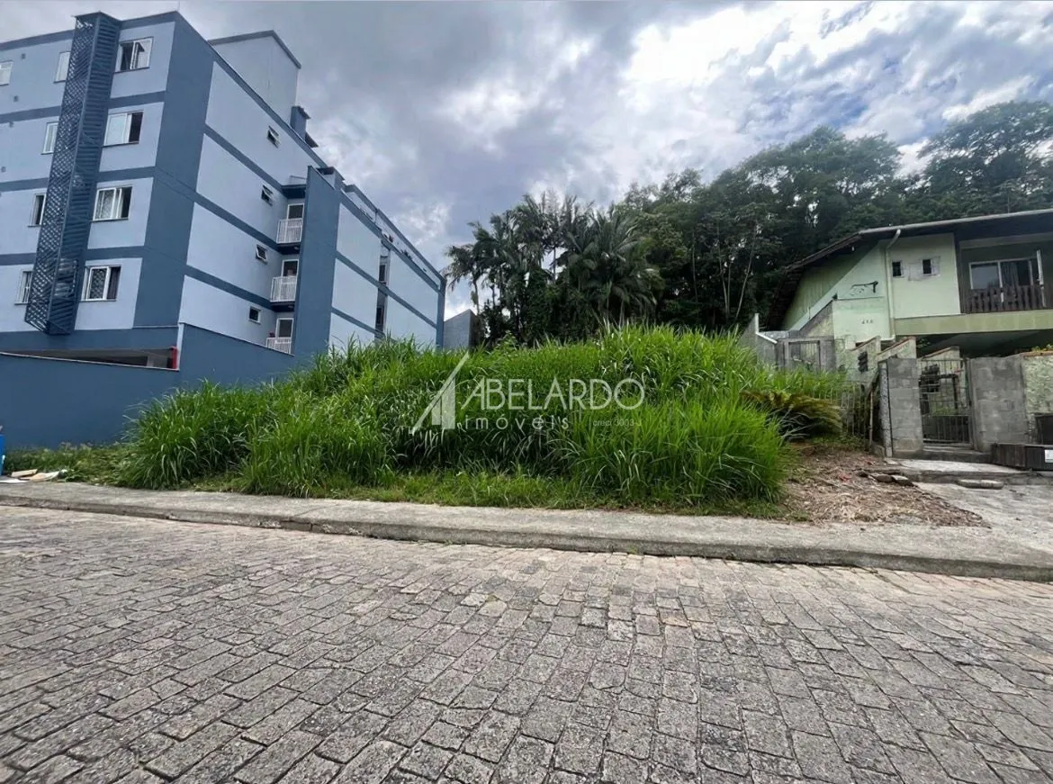TERRENO PARA VENDA OU ALUGUEL NO BAIRRO ÁGUA VERDE, COM DIVISA COM O BAIRRO VILA NOVA, EM BLUMENAU - foto 1