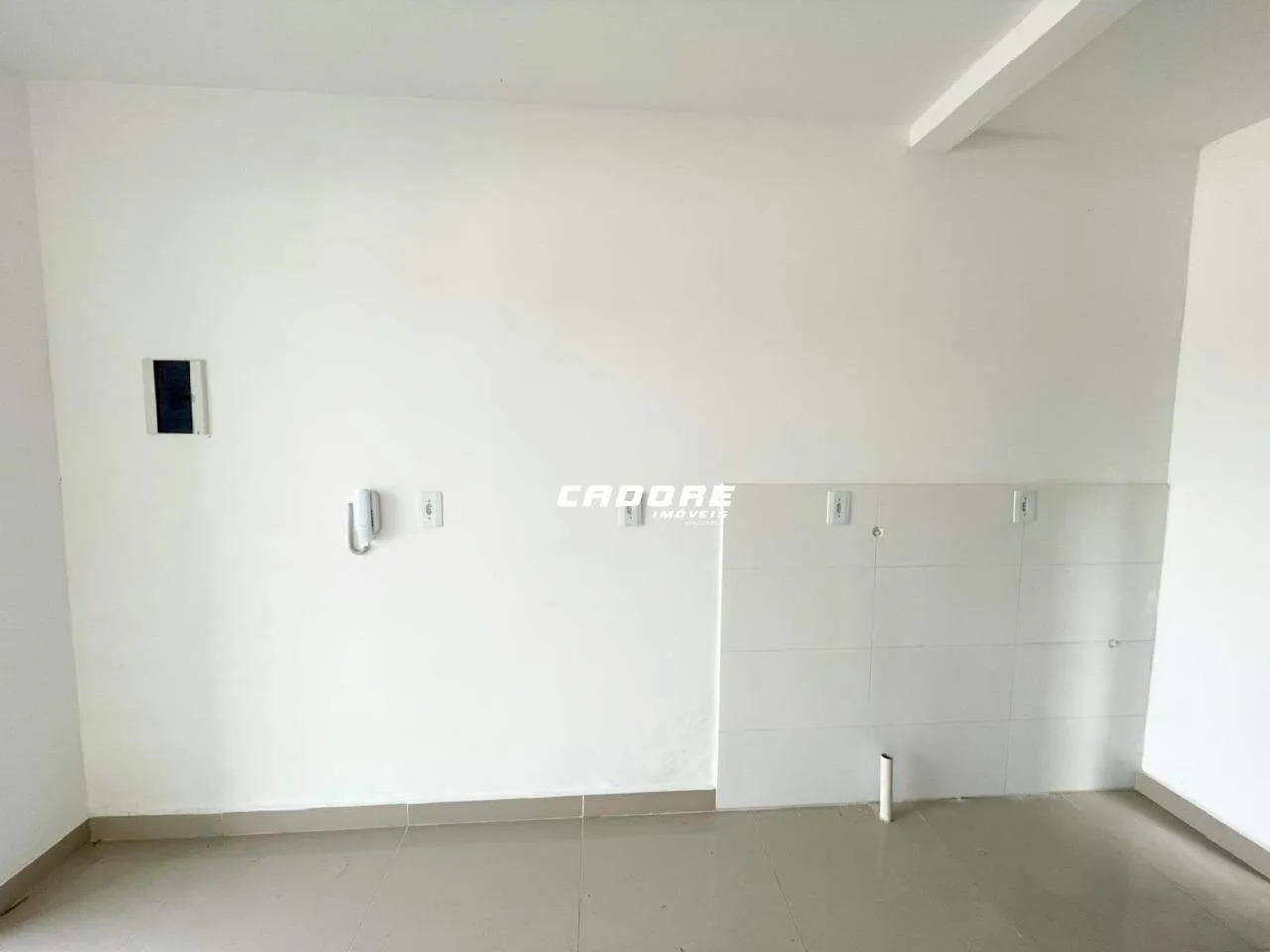 Sobrado com 2 suítes e 2 vagas no bairro Badenfurt | Cadore Imóveis — foto 2