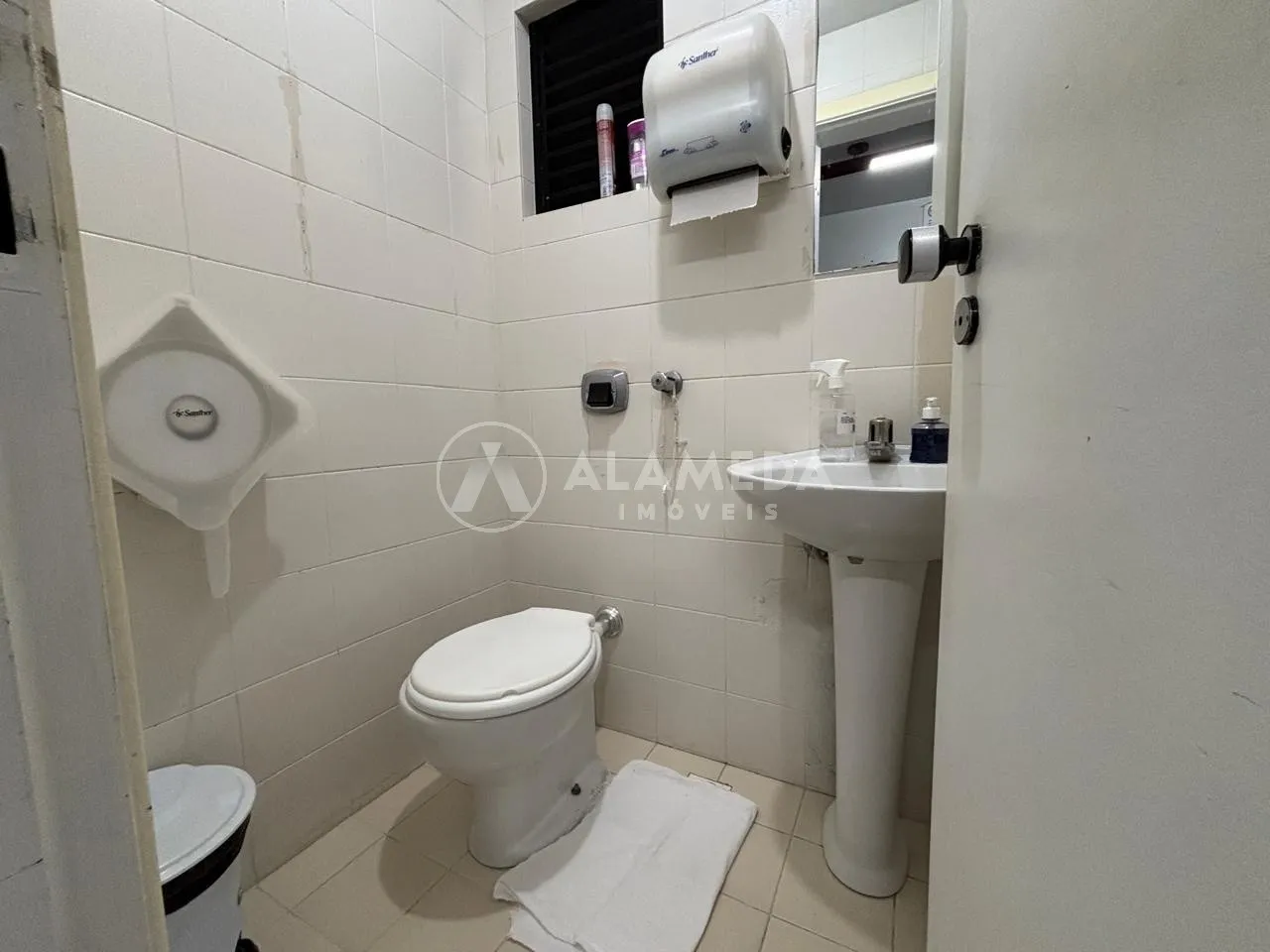 SALA À VENDA NO BAIRRO CENTRO, EXCELENTE PONTO COMERCIAL. — foto 6