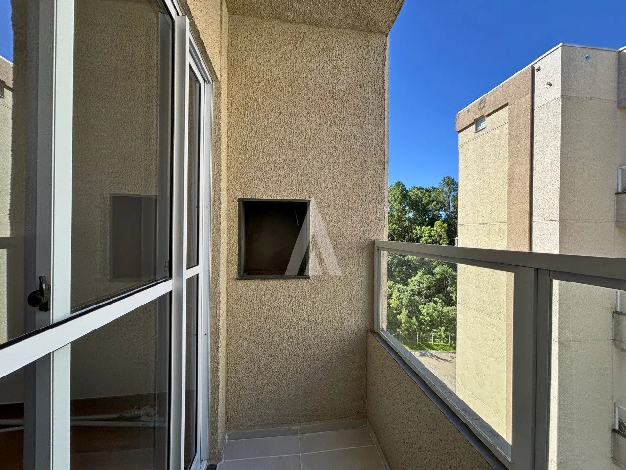 Apartamento com 2 quartos à venda no bairro Floresta em Joinville-SC por R$303.000,00. — foto 3