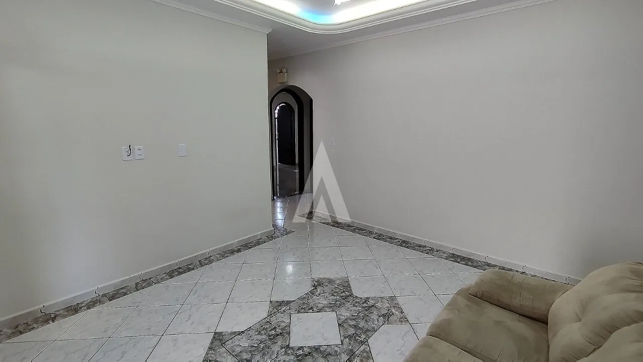 Casa com 2 suítes e 2 quartos à venda no bairro Vila Nova em Joinville-SC por R$985.000,00. — foto 2