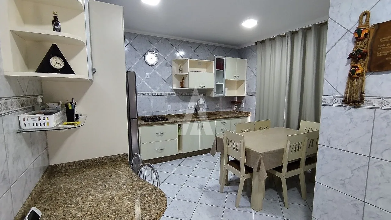 Casa com 2 suítes e 2 quartos à venda no bairro Vila Nova em Joinville-SC por R$985.000,00. — foto 4