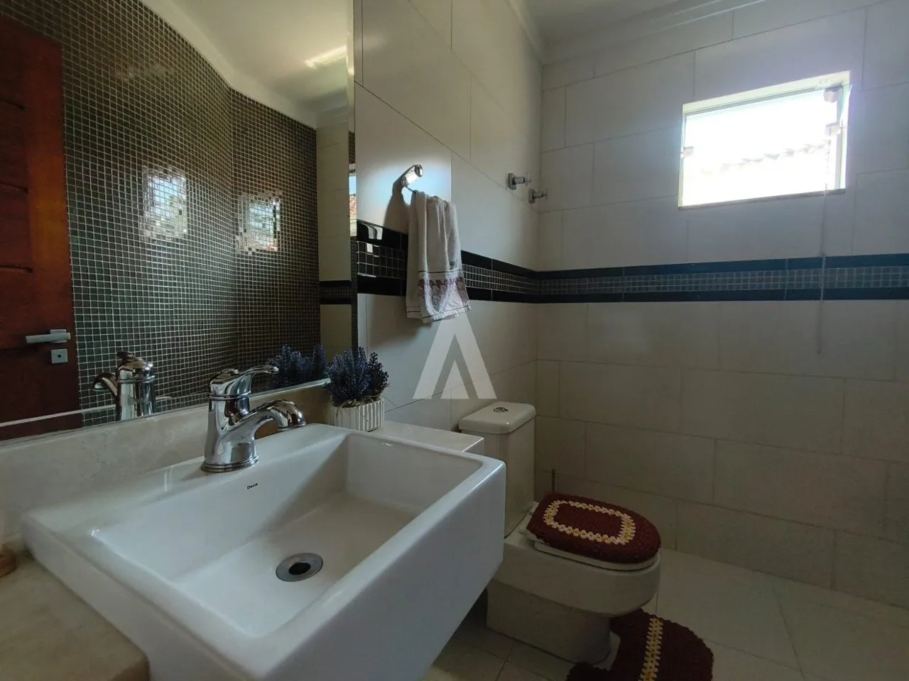 Casa com 1 suíte e 2 quartos à venda no bairro Iririú em Joinville-SC por R$1.698.000,00. — foto 3