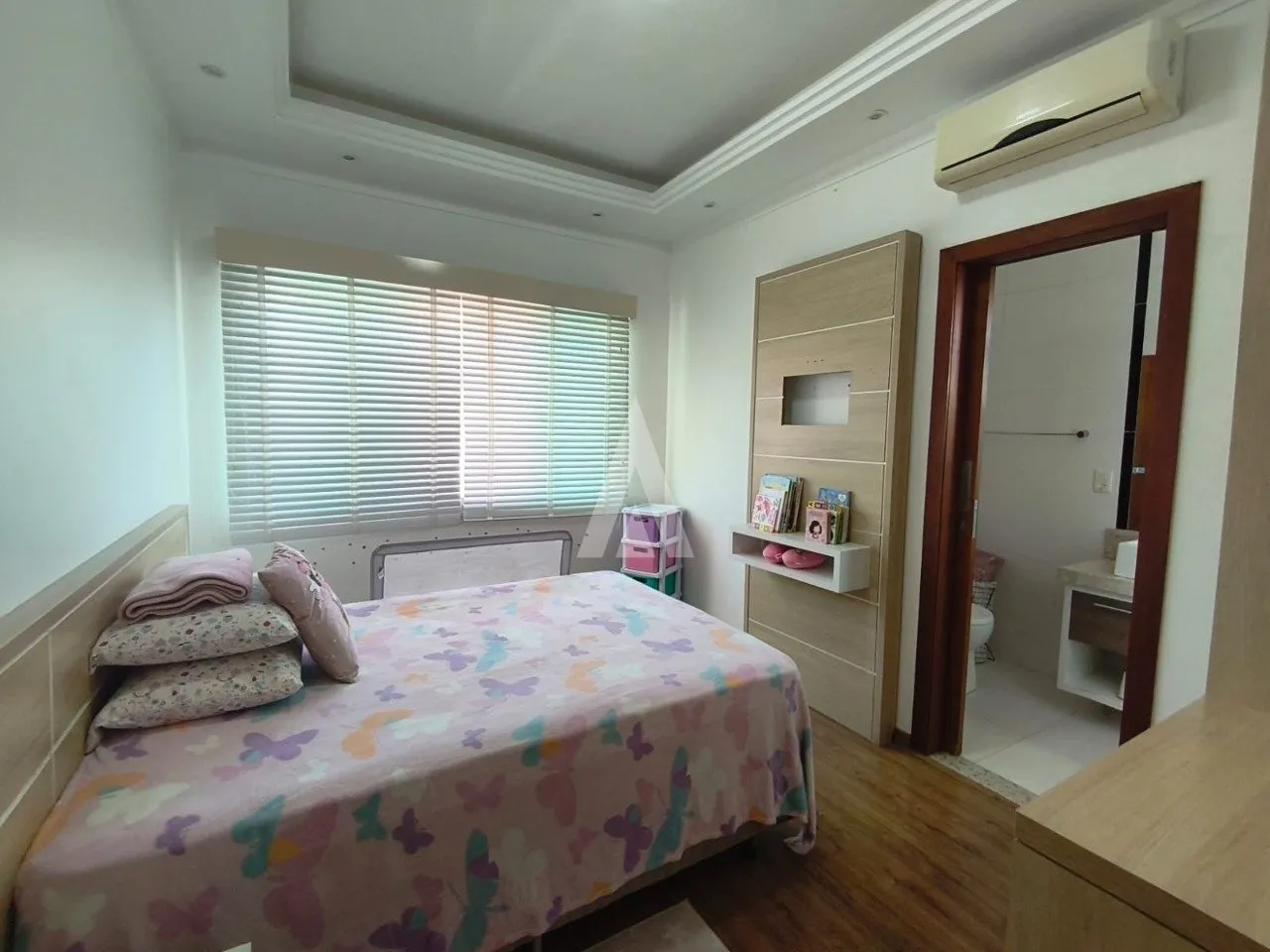 Casa com 1 suíte e 2 quartos à venda no bairro Iririú em Joinville-SC por R$1.698.000,00. — foto 7