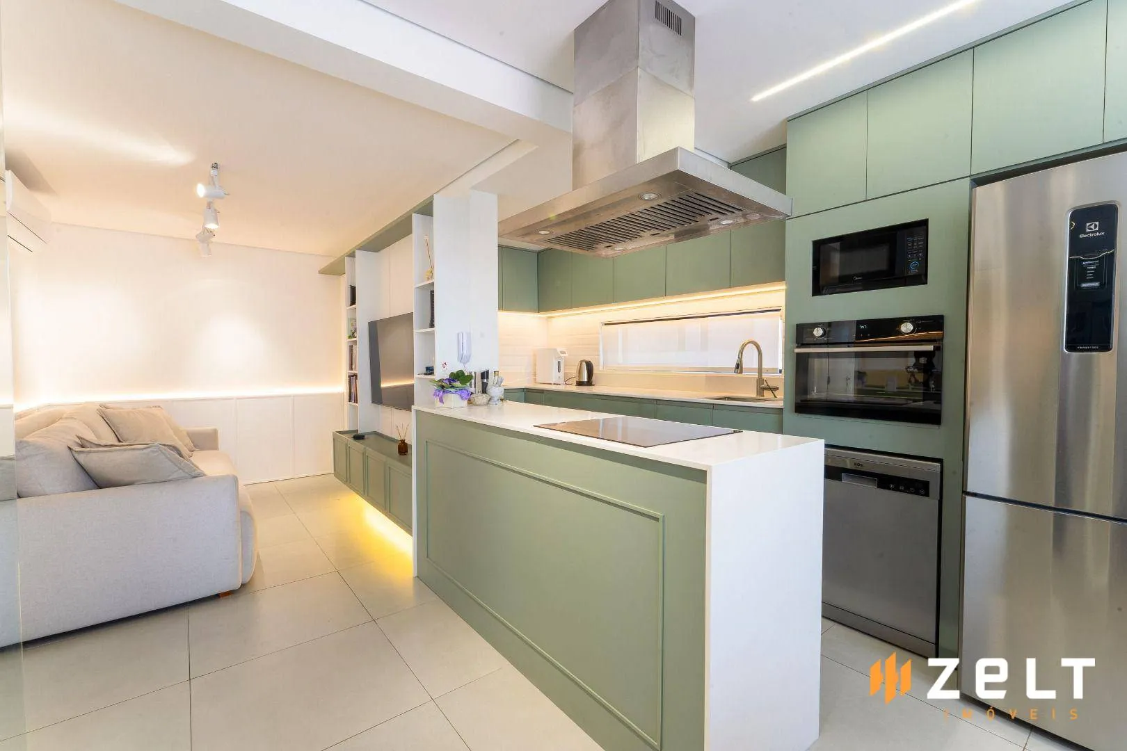 Apartamento com 2 dormitórios à venda, 62 m por R$ 630.000,00 - Garcia - Blumenau/SC - foto 1