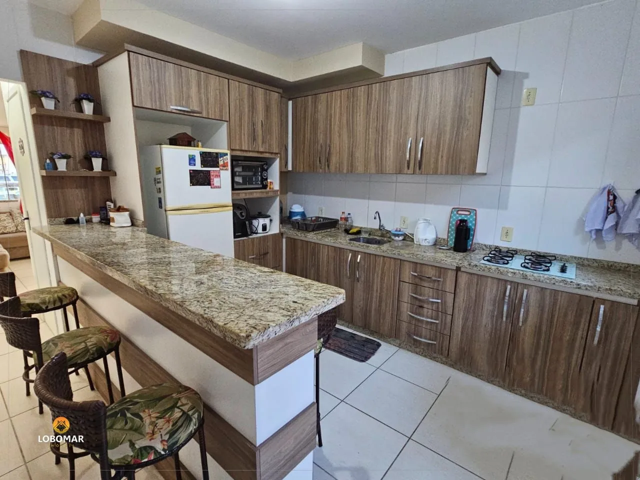 Sobrado mobiliado com 2 dorm. no Bairro Itacolomi/Balneário Piçarras/SC! — foto 3