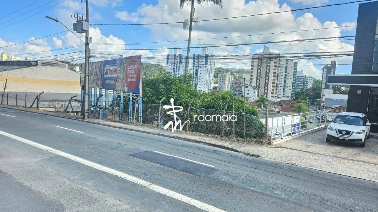 TERRENO CENTRO - Av. Martin Luther - #rdamaiavende #blumenau — foto 2