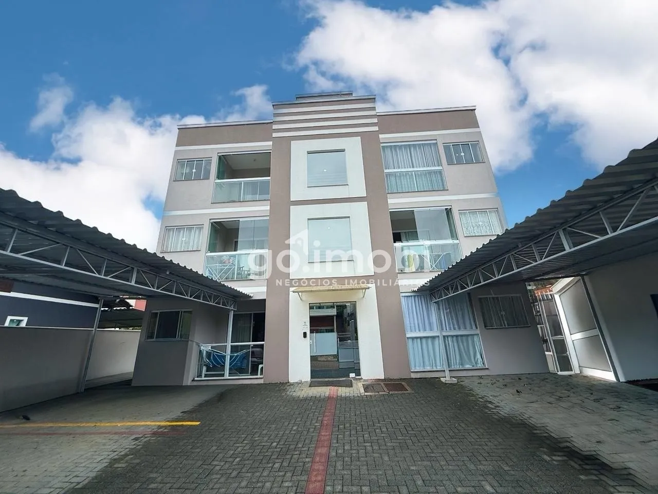 Apartamento Semi Mobiliado em Indaial no Bairro dos Estados - foto 1