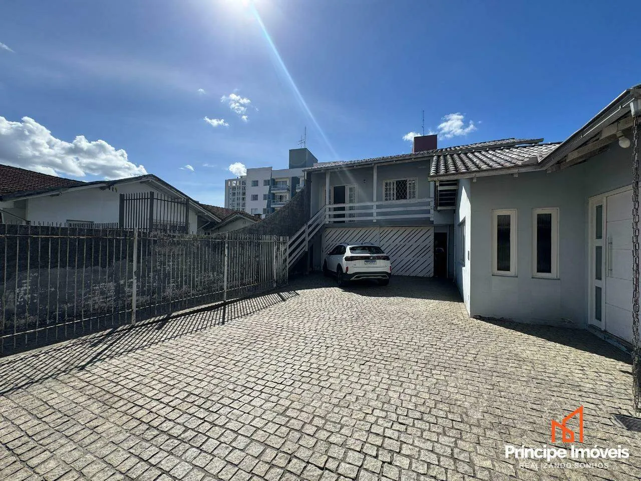 Casa com 3 quartos no América em Joinville — foto 4