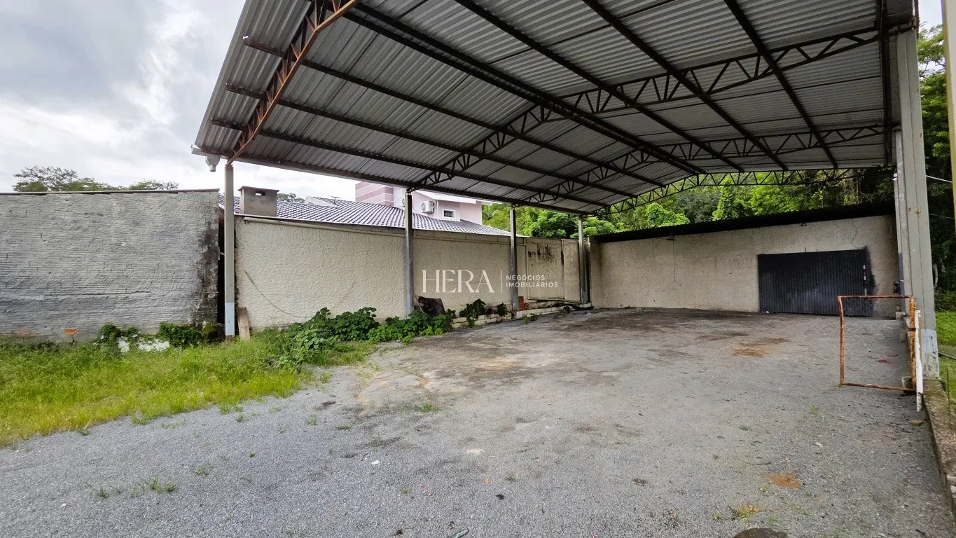 Casa com galpão para aluguel comercial em corredor de serviço no bairro Badenfurt — foto 3
