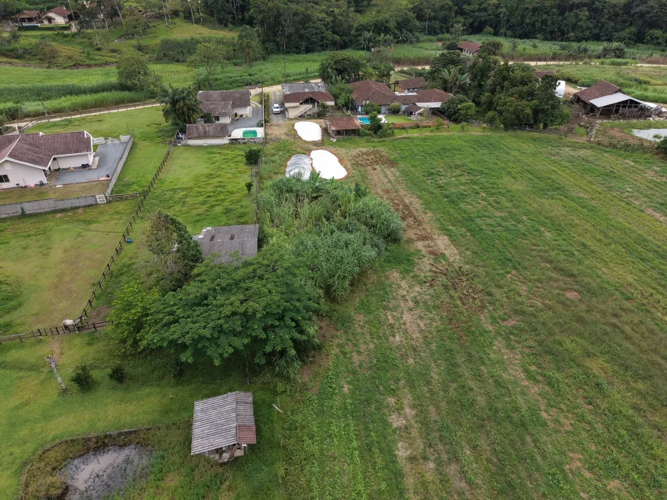 Sítio à venda em Pomerode - Rota Enxaimel | Excelente localização e amplo terreno - foto 1