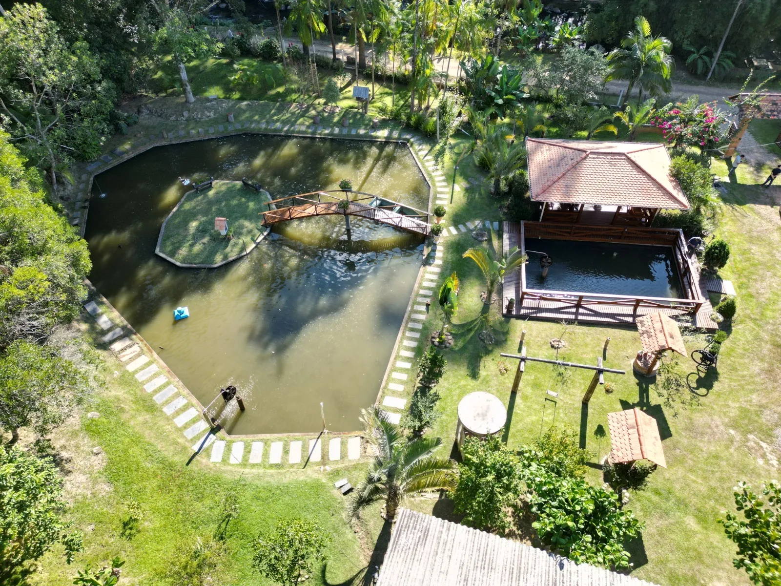 Sítio com casa e área de festas em Apiúna - foto 1