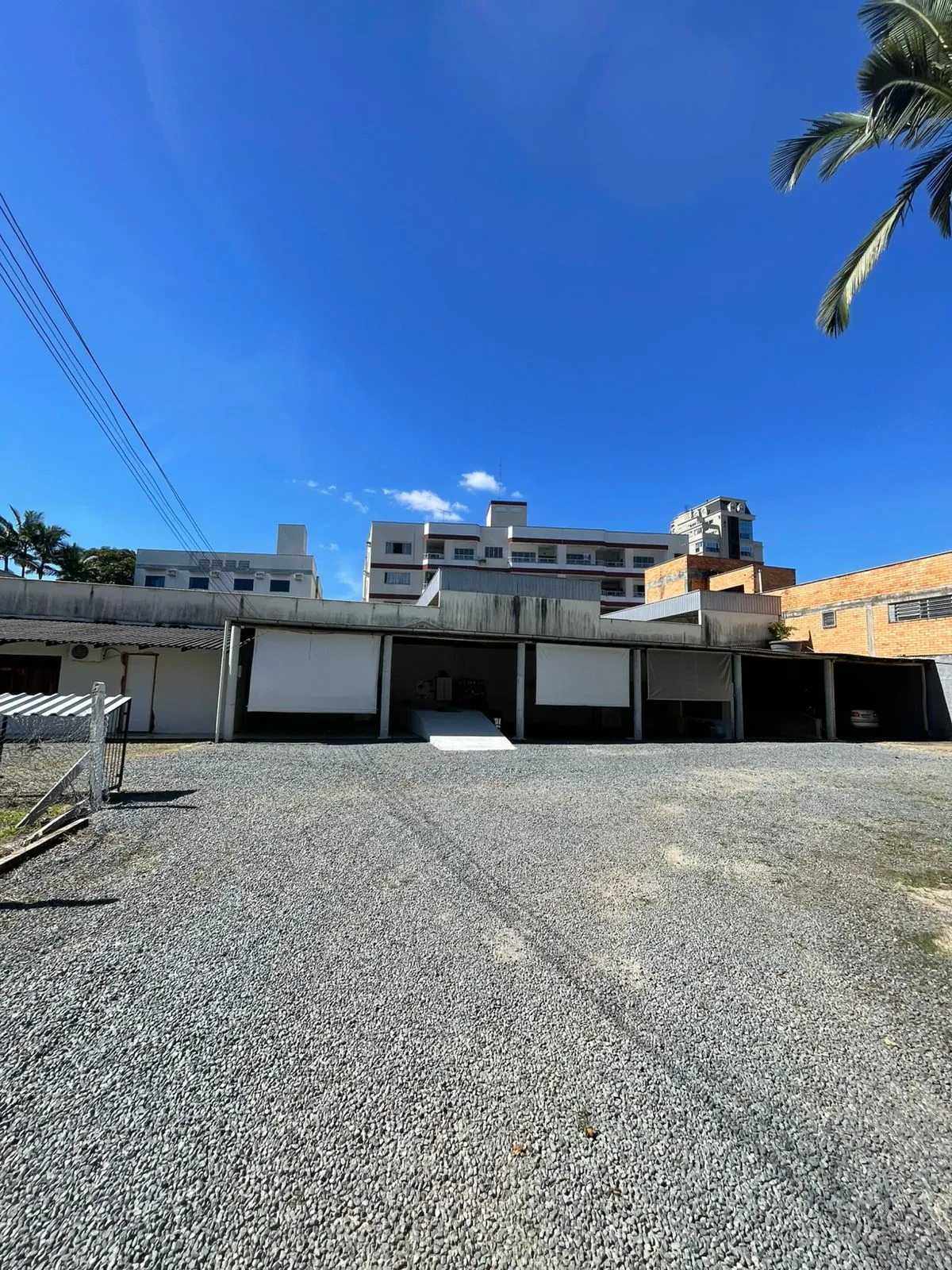 VENDE-SE PONTO COMERCIAL  ESTÉTICA AUTOMOTIVA COMPLETA EM TIMBÓ/SC - foto 1