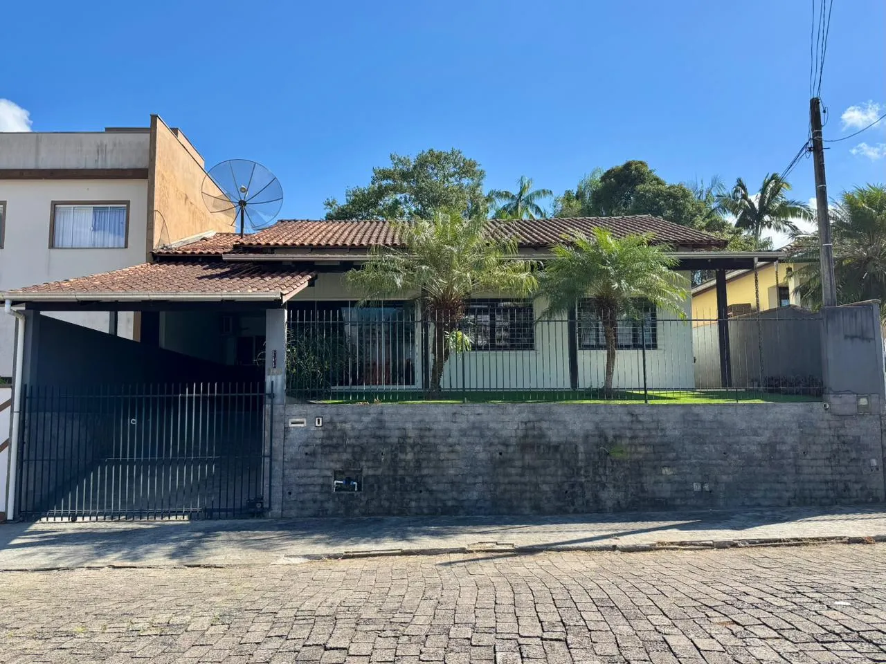 Excelente casa no bairro Água Verde, em Blumenau! — foto 2