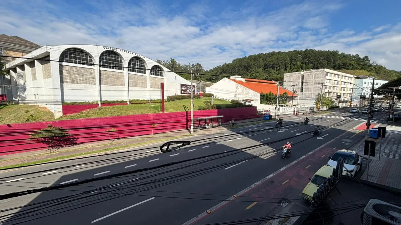 Excelente oportunidade na rua  7 de setembro no centro  de Blumenau! - foto 1