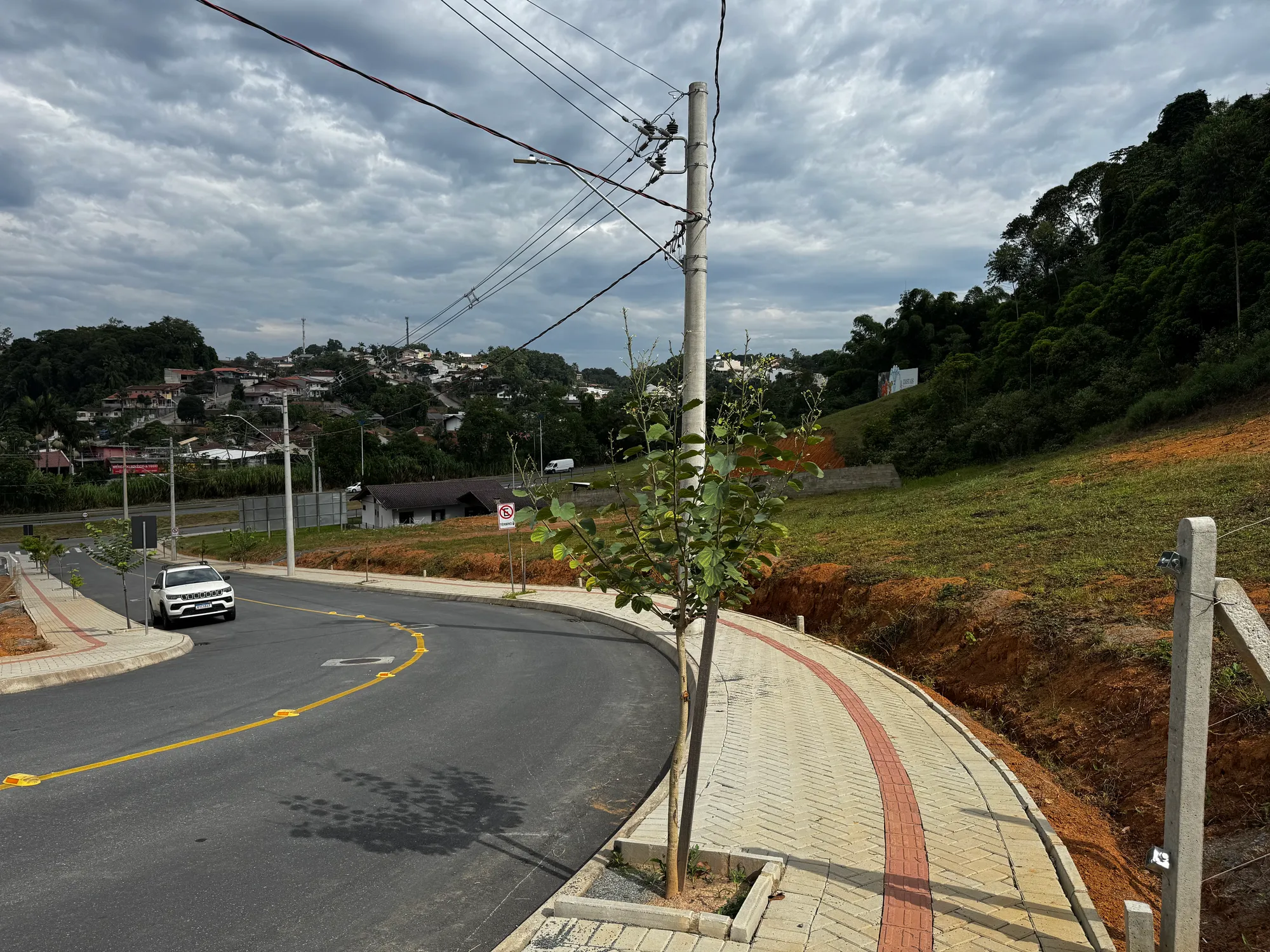 Oportunidade! Terreno urbano de 470,54m² na Via expressa, em Blumenau  - foto 1