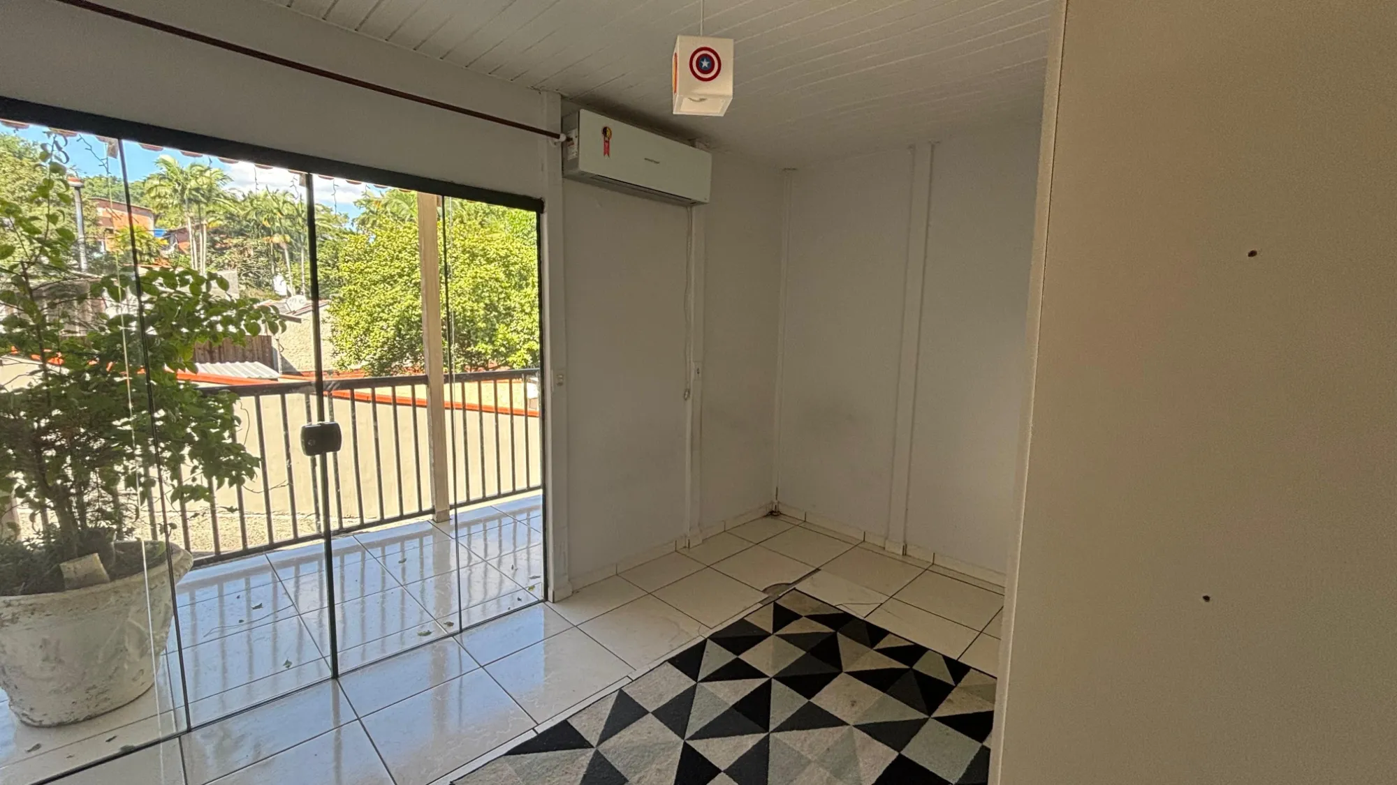 Excelente oportunidade para quem busca espaço, versatilidade e uma localização estratégica! — foto 5