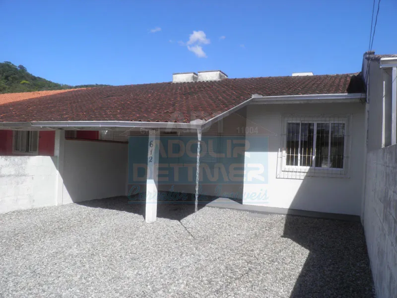 Casa Alvenaria casa geminada - Bairro Bom Retiro - Joinville - SC - foto 1