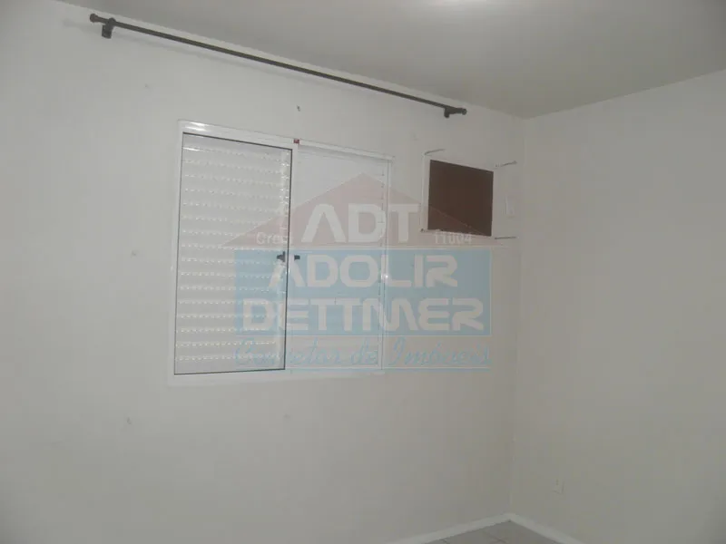 Casa Alvenaria casa geminada - Bairro Bom Retiro - Joinville - SC — foto 7