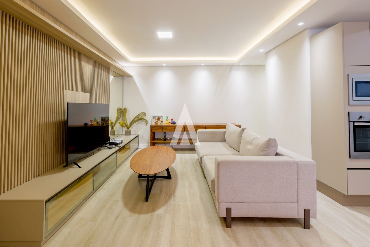 Apartamento à venda com 3 quartos, 2 vagas, 127m² na região do bairro América, próximo à Rua João Pessoa, Joinville