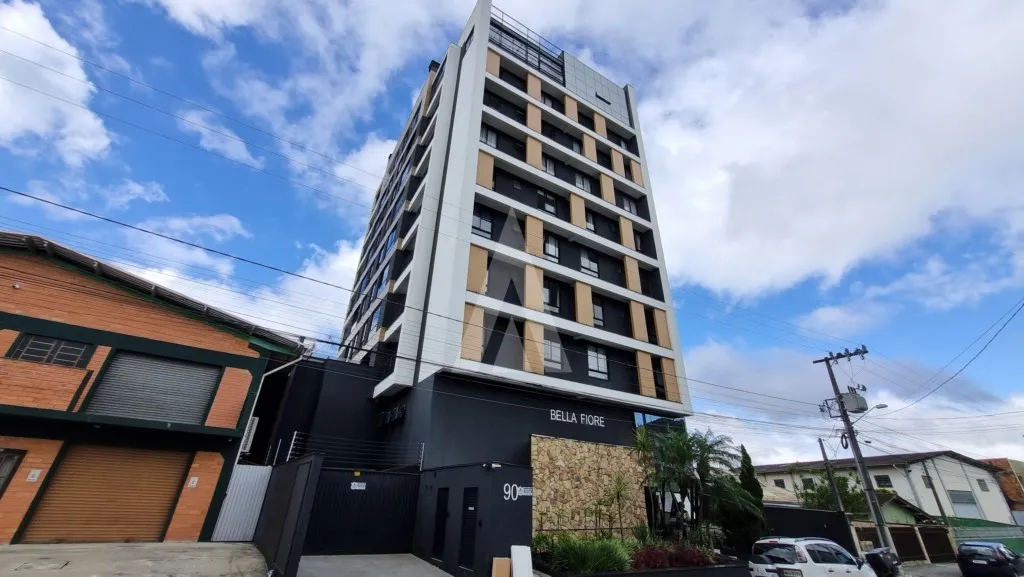 Apartamento para alugar com 3 quartos e 1 suíte, 2 vagas, 108m² no Iririú, Joinville - foto 1