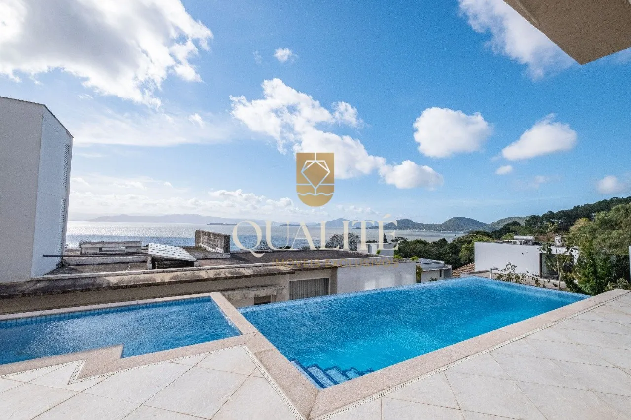 Casa para alugar com 5 quartos e 3 suítes, 2 vagas, 550m² no Cacupé, Florianópolis - foto 1