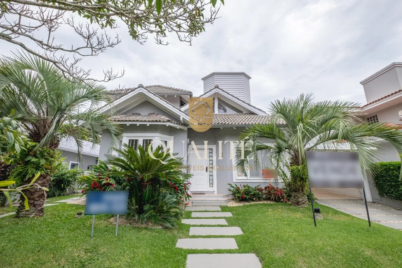 Casa para alugar com 4 quartos e 3 suítes, 4 vagas, 450m² no Jurerê Internacional, Florianópolis - foto 1
