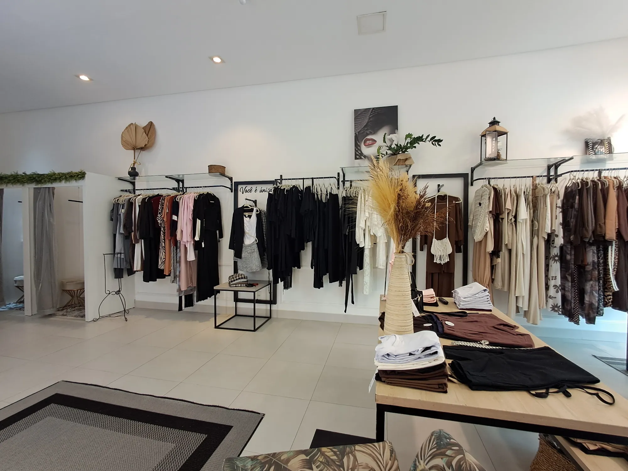 Loja de moda feminina com estoque na Vila Nova — foto 2