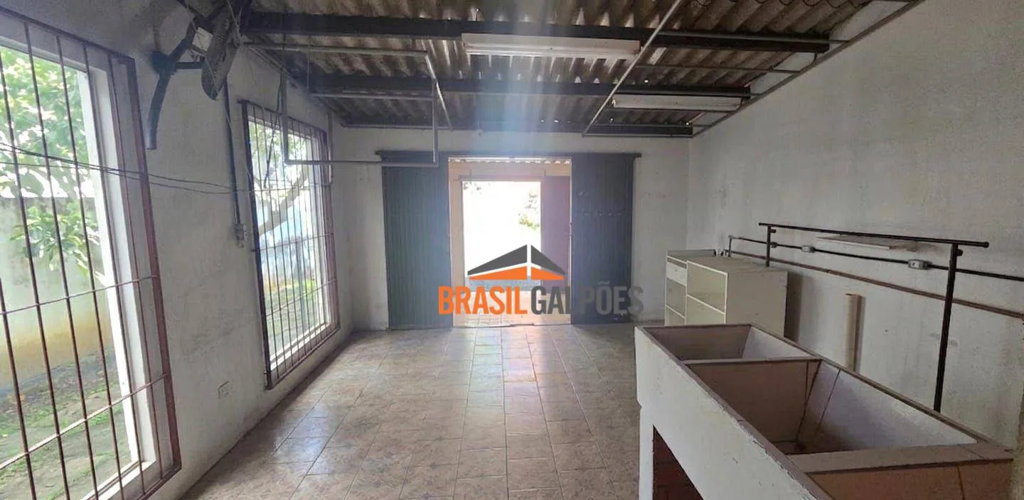 Galpão à venda, 5 vagas, 240m² na região do bairro Centro, próximo à Rua 7 de Setembro, Blumenau — foto 5