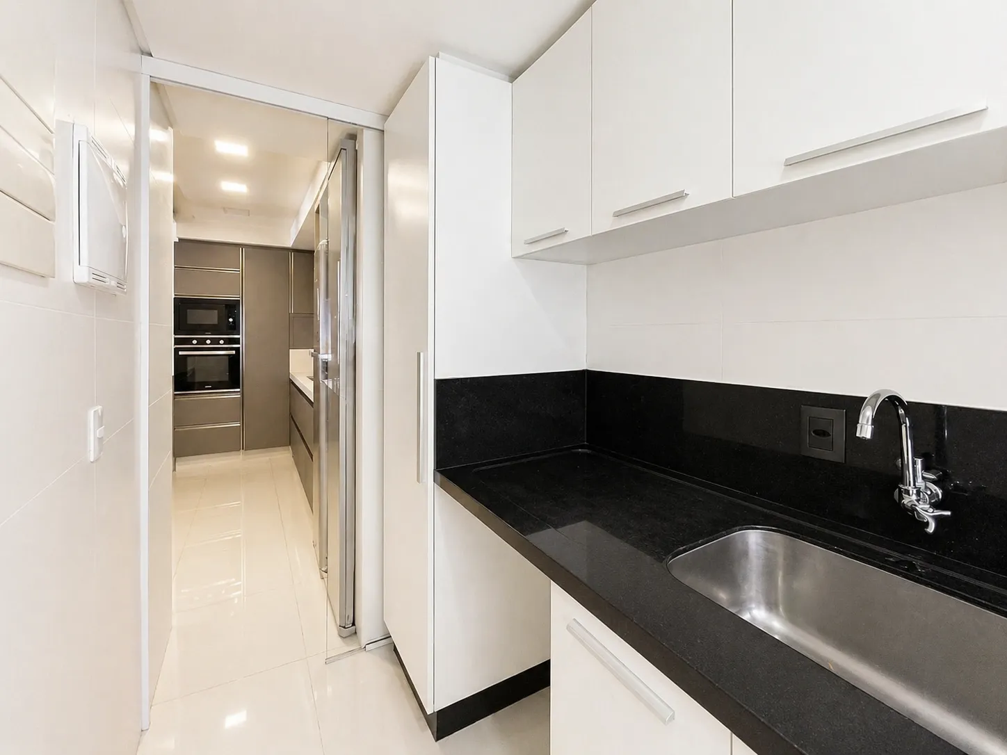 Apto 2 suítes e 2 vagas semimobiliado no Jardim Blumenau — foto 4