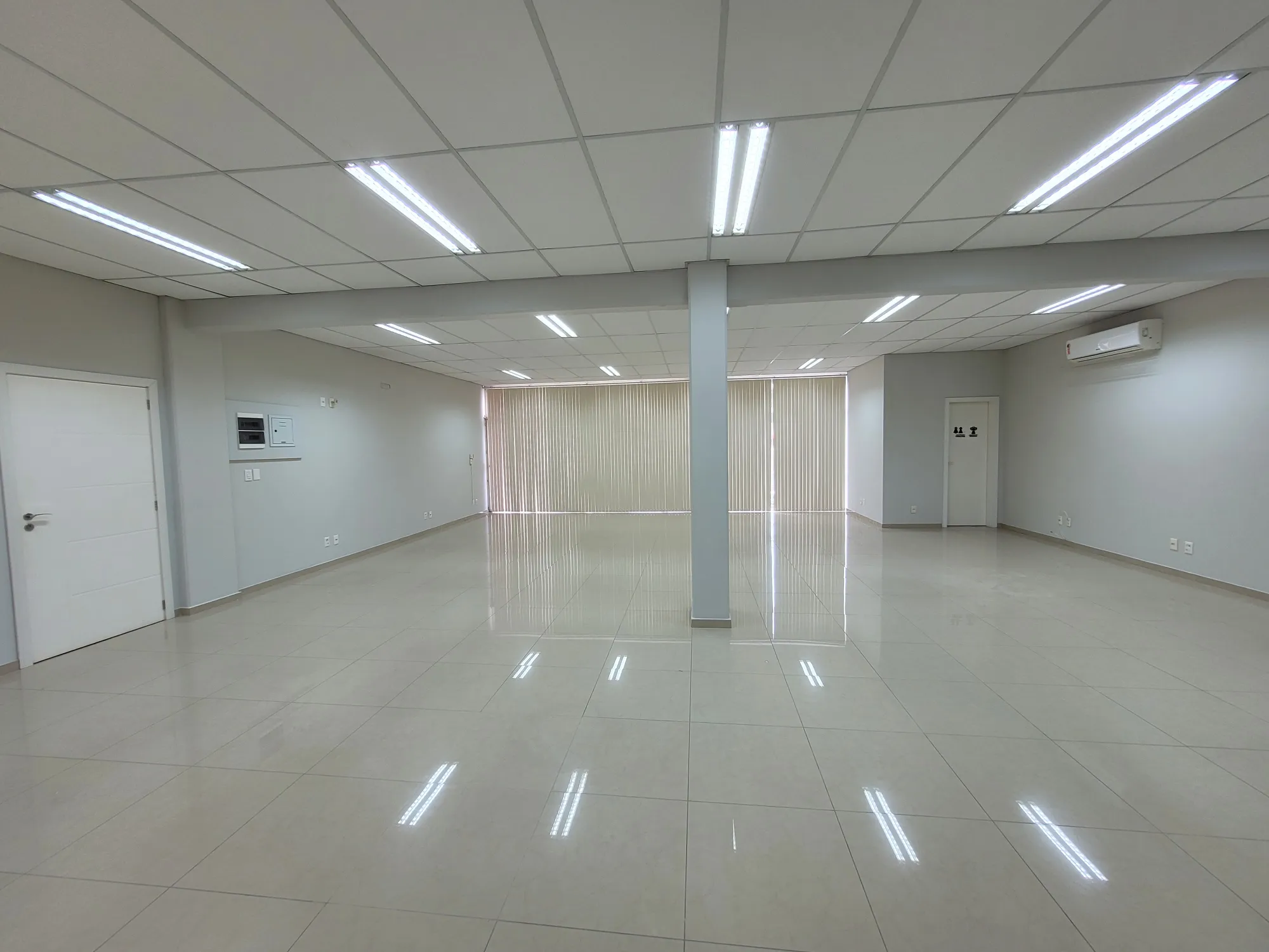 Loja  Sala Escritório em prédio comercial  — foto 4