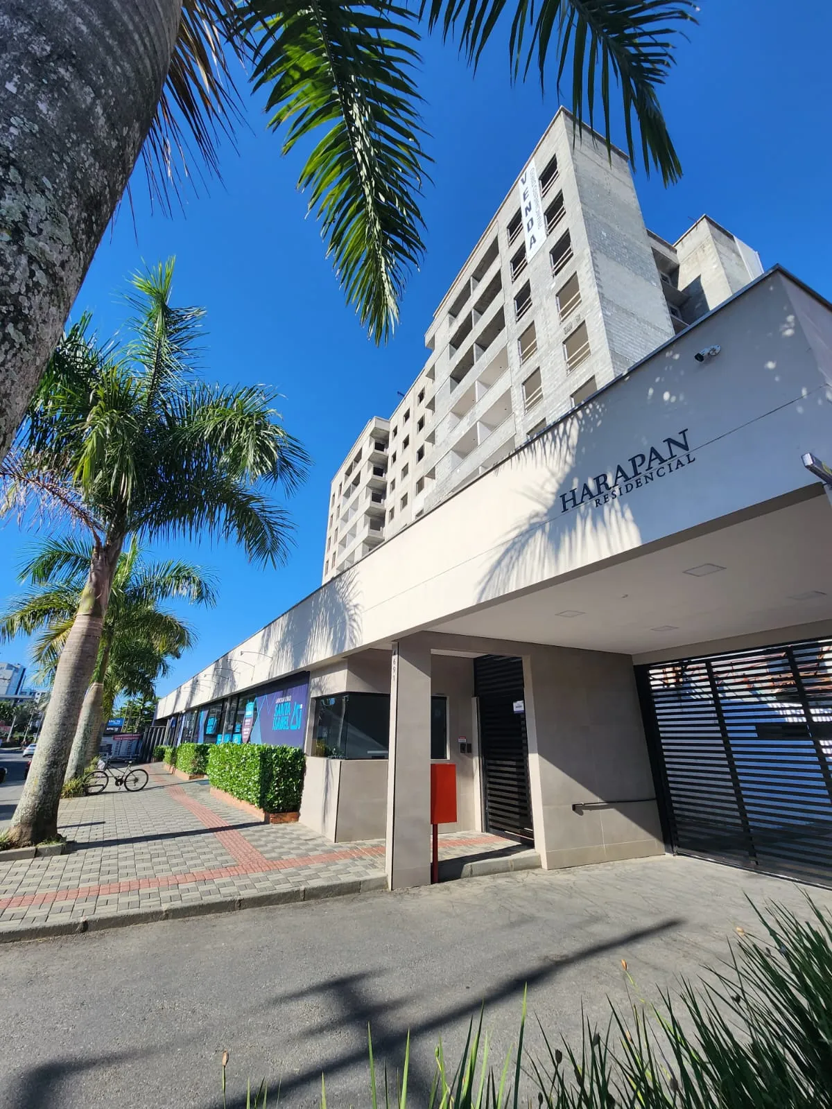 Apartamento de 2 quartos em Condomínio Clube em fase final de acabamento! - foto 1