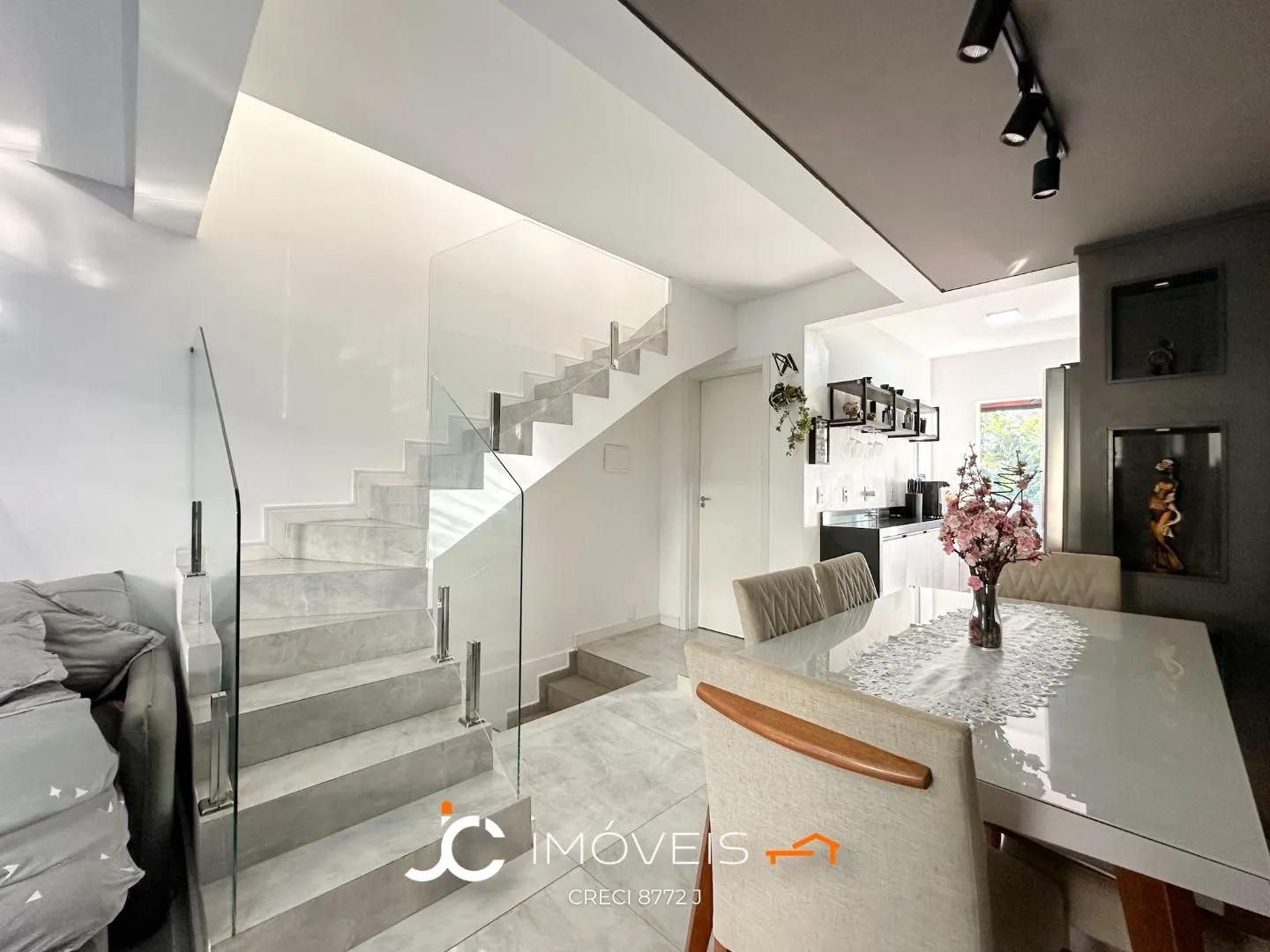 Sobrado Triplex Vila Nova com 3 suítes e duas vagas — foto 5